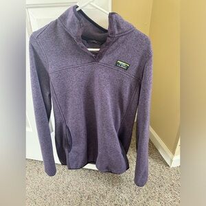 LL Bean Swearer Fleece Pullover 
Size Large
Worn 3 times
Got smaller size for me